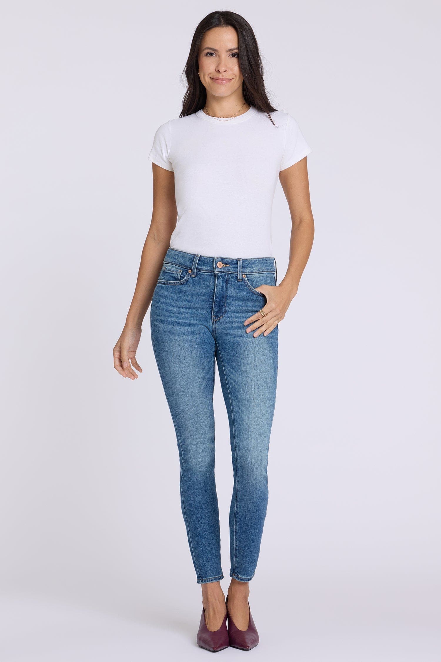 Ami Skinny Jeans in Petite