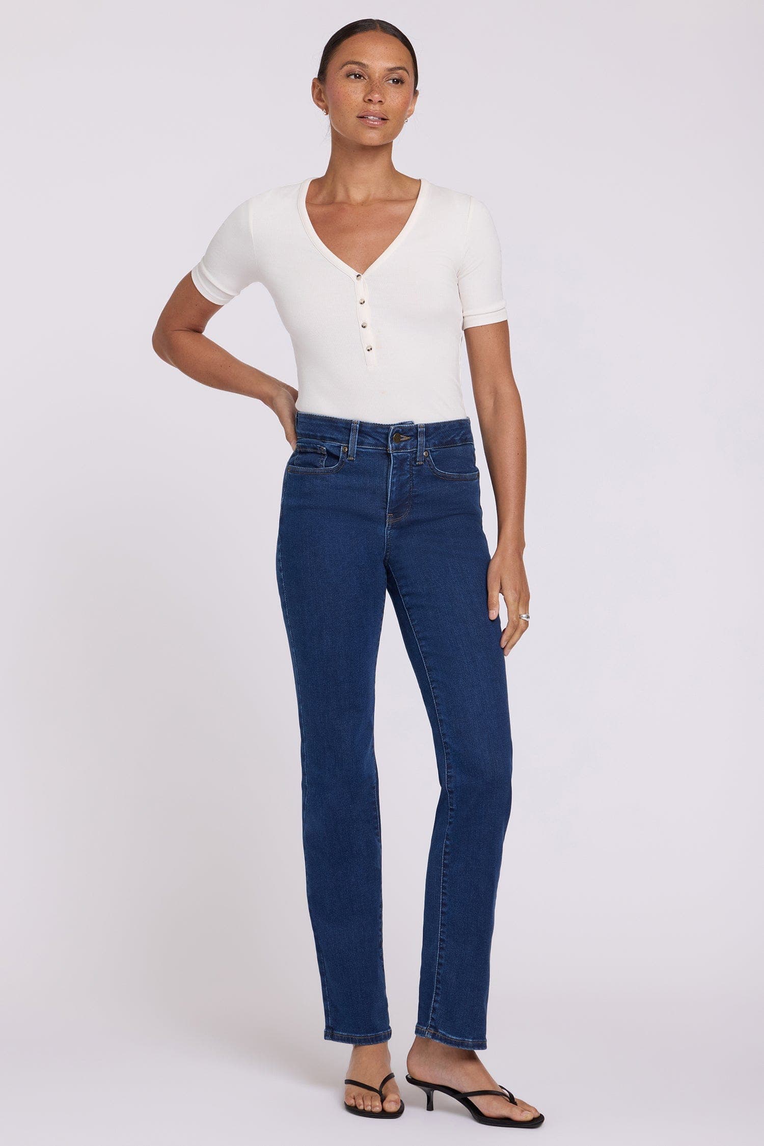 Marilyn Straight Jeans